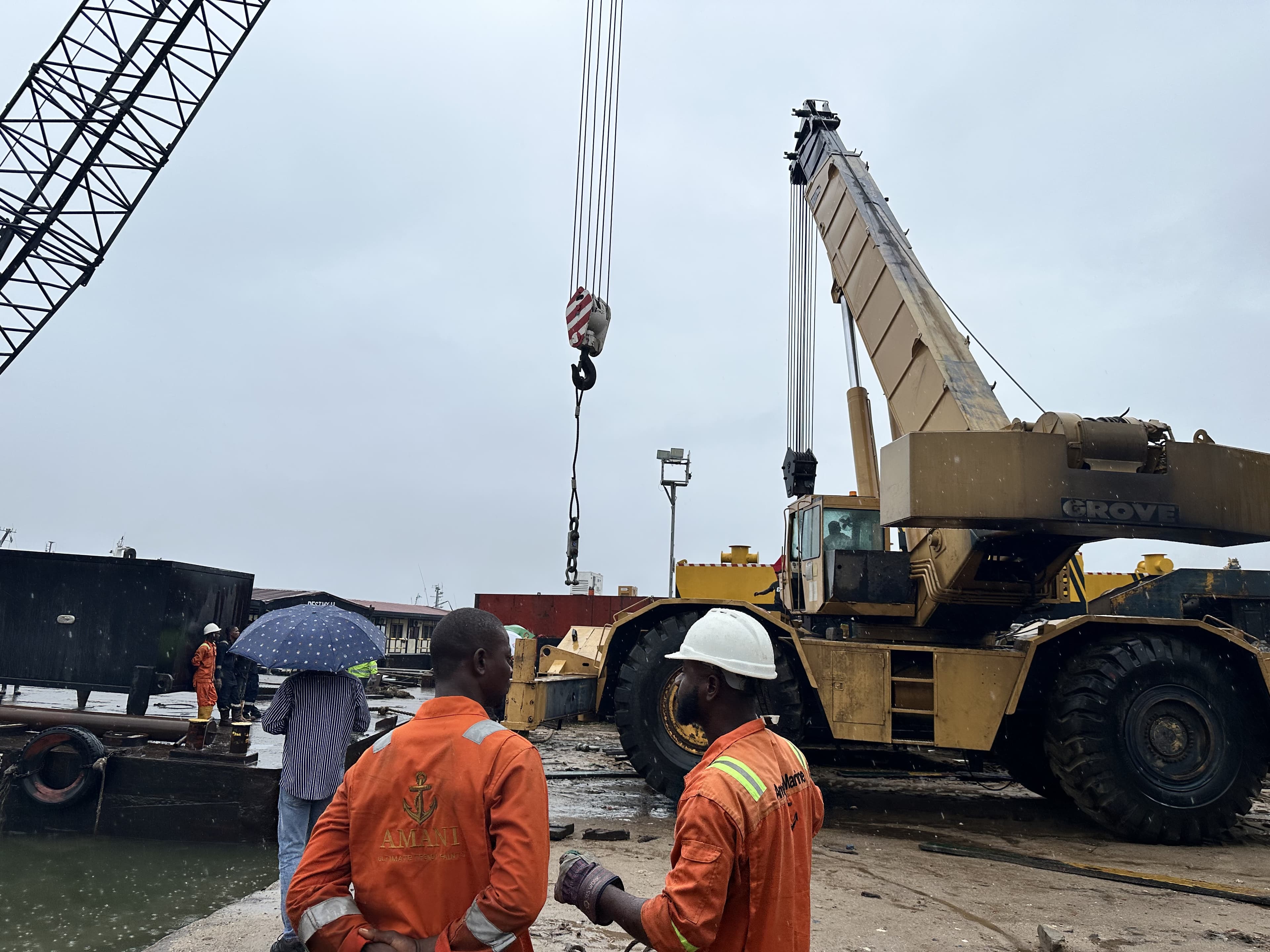 1000 ton ramp barge construction
